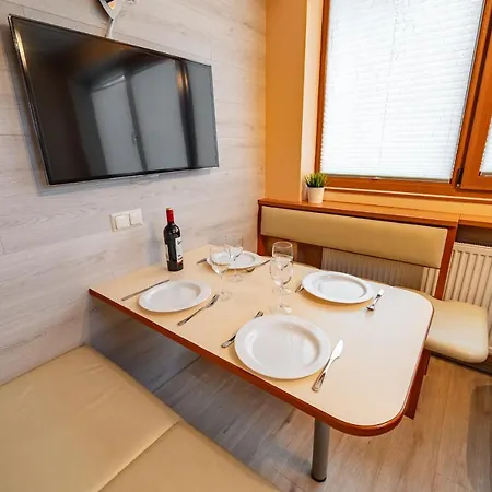 Nino Apartment