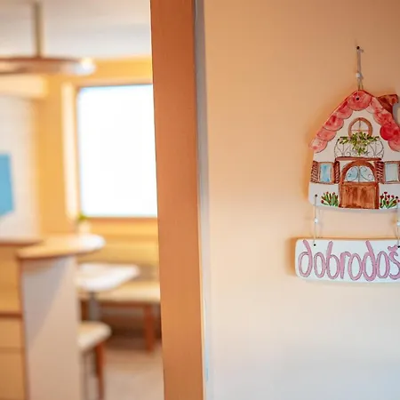Apartment Nino *